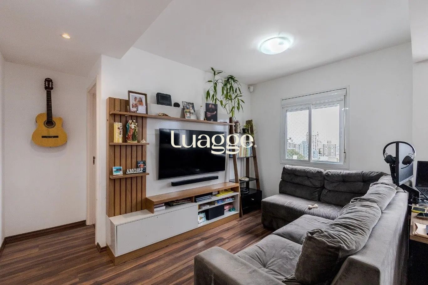 Apartamento à venda com 3 quartos, 65m² - Foto 2