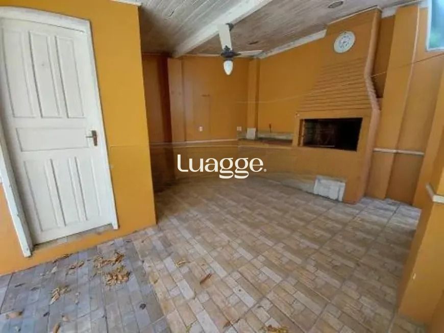 Casa à venda com 3 quartos, 229m² - Foto 13