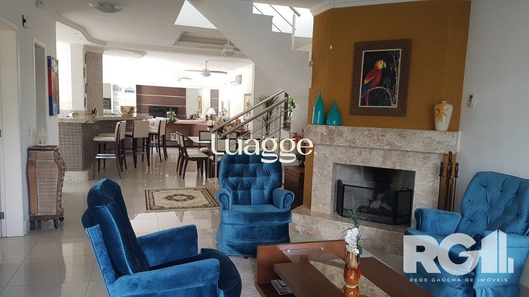Casa de Condomínio à venda com 6 quartos, 356m² - Foto 2