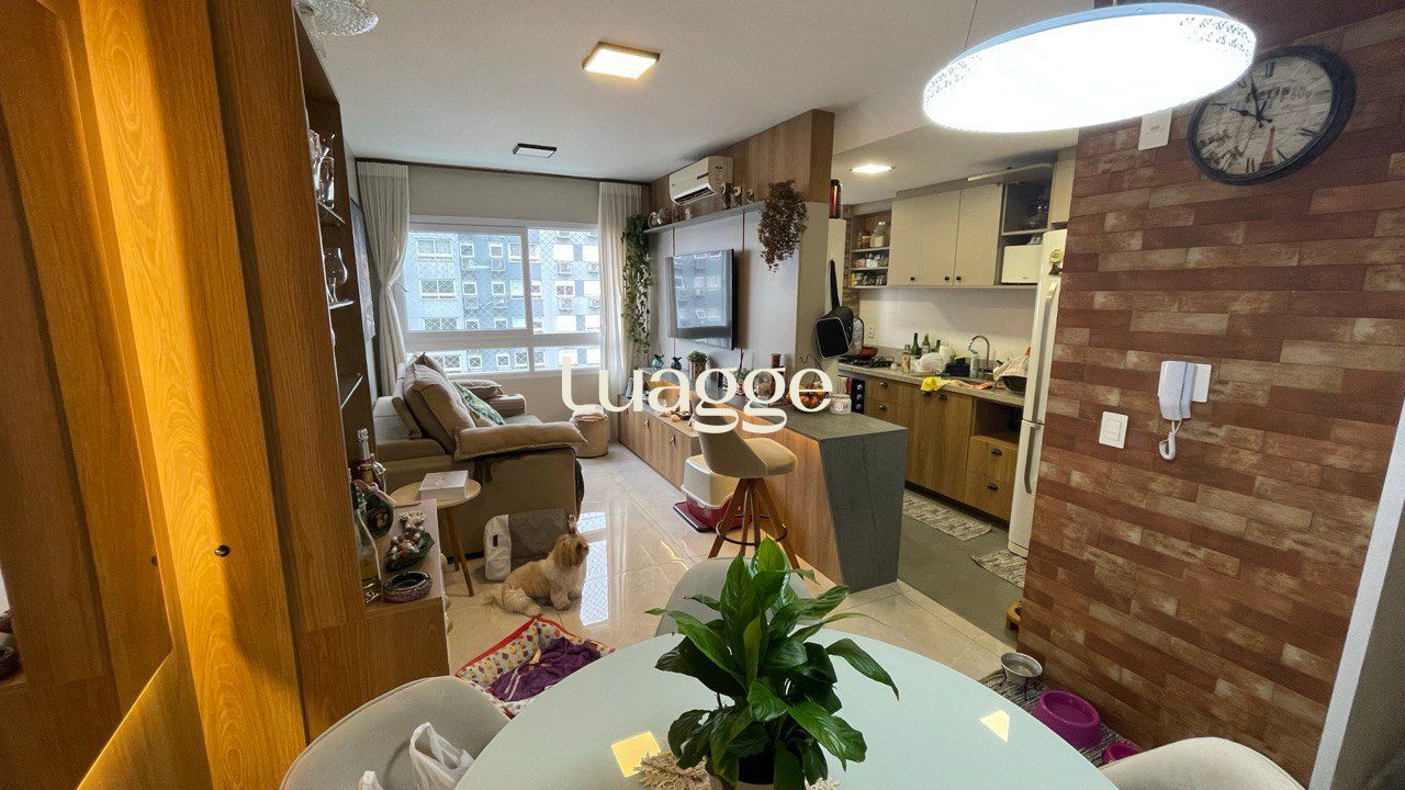 Apartamento à venda com 2 quartos, 56m² - Foto 1