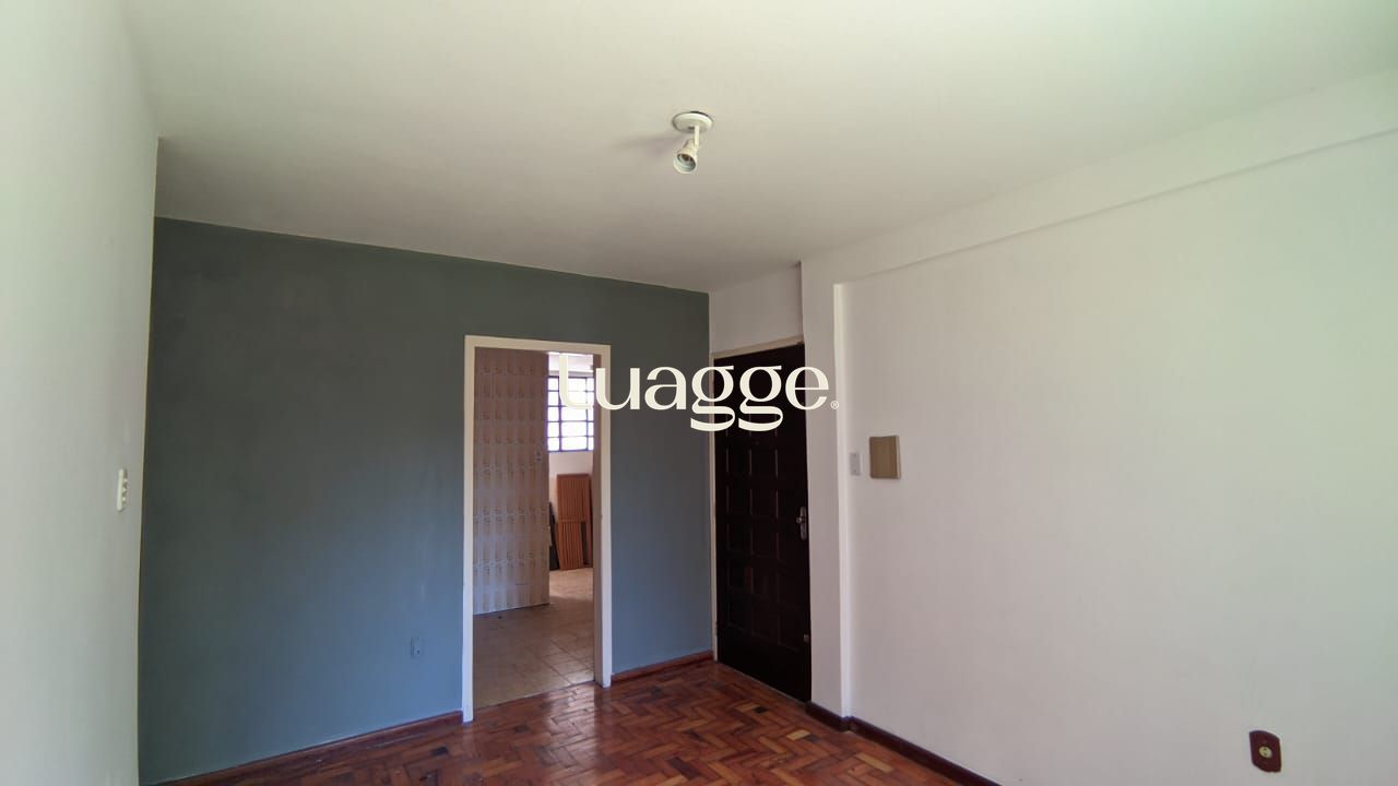 Apartamento térreo 2 dorm na Lasar Segall - São Sebastião