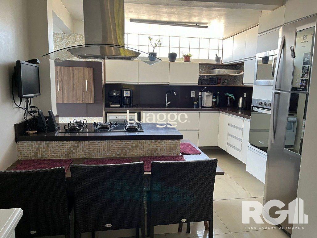 Casa de Condomínio à venda com 3 quartos, 84m² - Foto 2