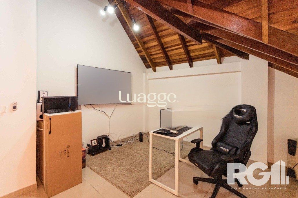 Casa de Condomínio à venda com 5 quartos, 249m² - Foto 42