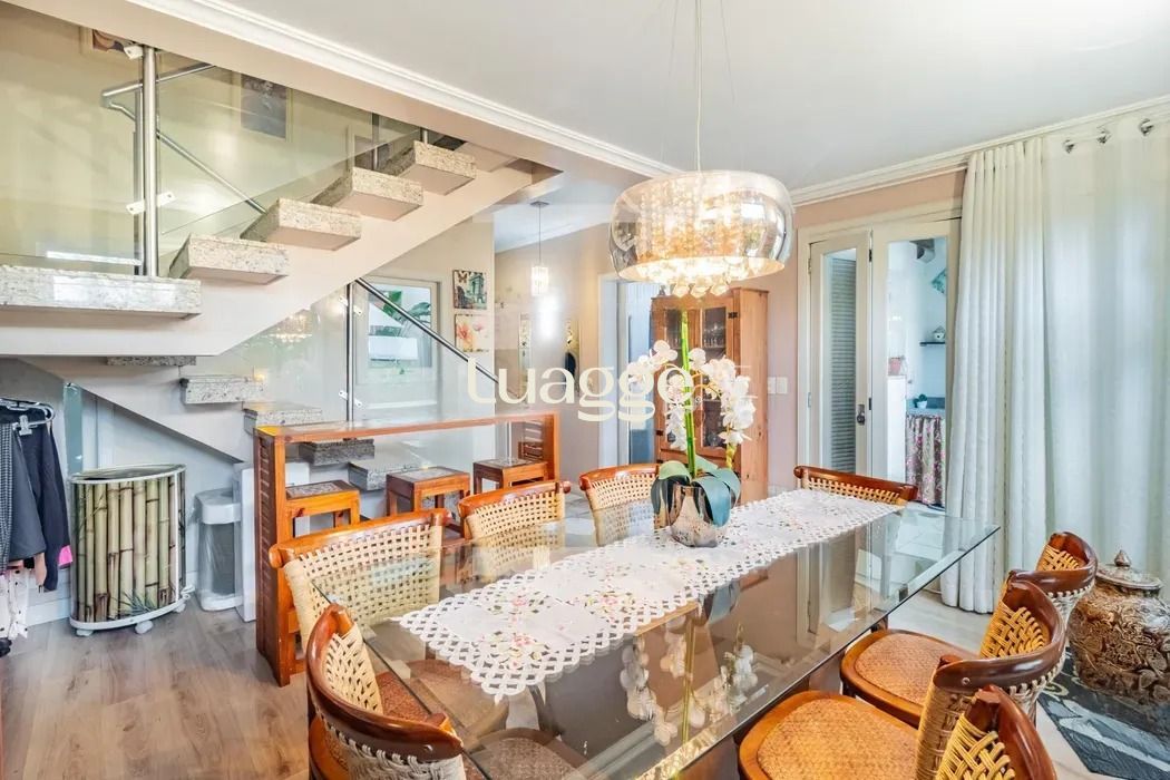 Casa de Condomínio à venda com 3 quartos, 228m² - Foto 8