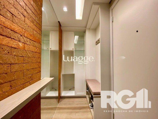 Apartamento à venda com 3 quartos, 81m² - Foto 2