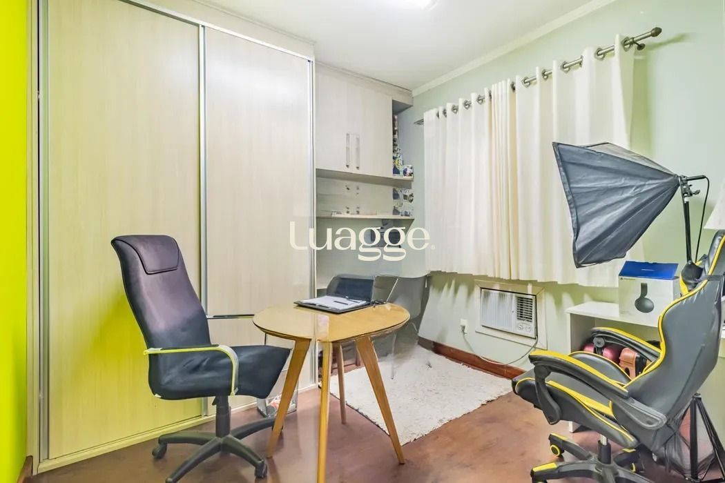 Casa de Condomínio à venda com 3 quartos, 228m² - Foto 17