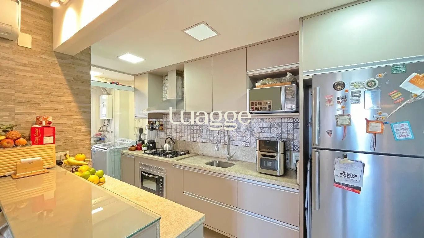 Apartamento à venda com 3 quartos, 76m² - Foto 14