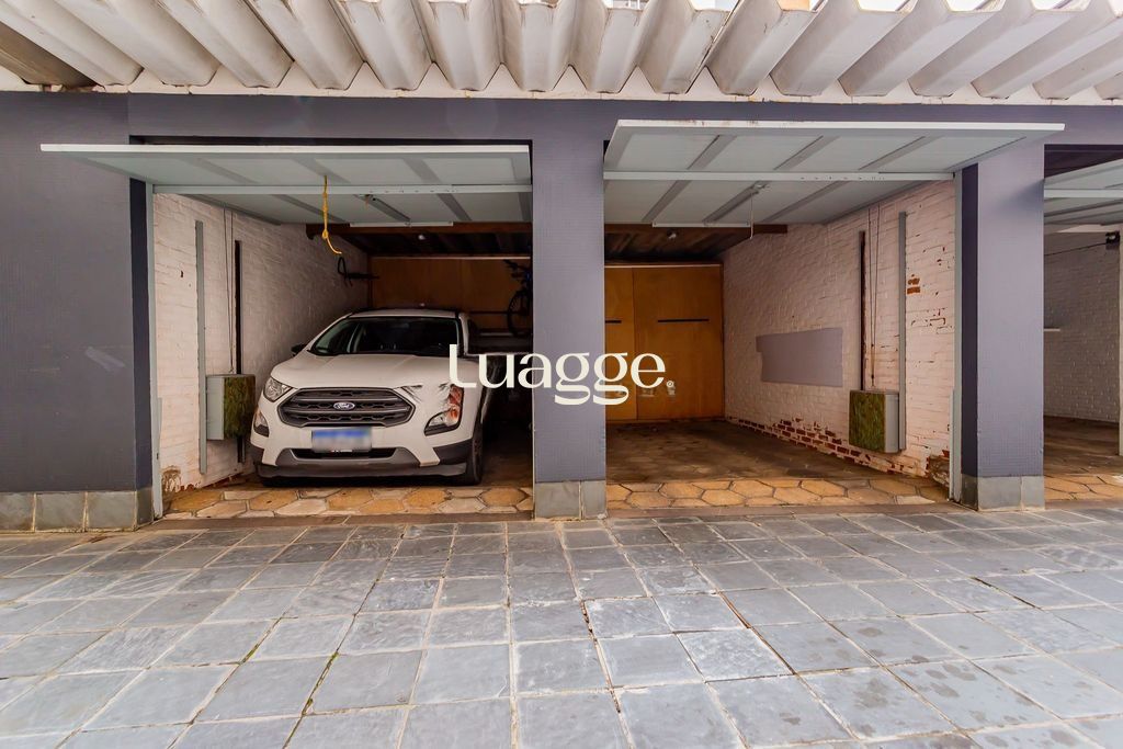 Apartamento à venda com 3 quartos, 211m² - Foto 32