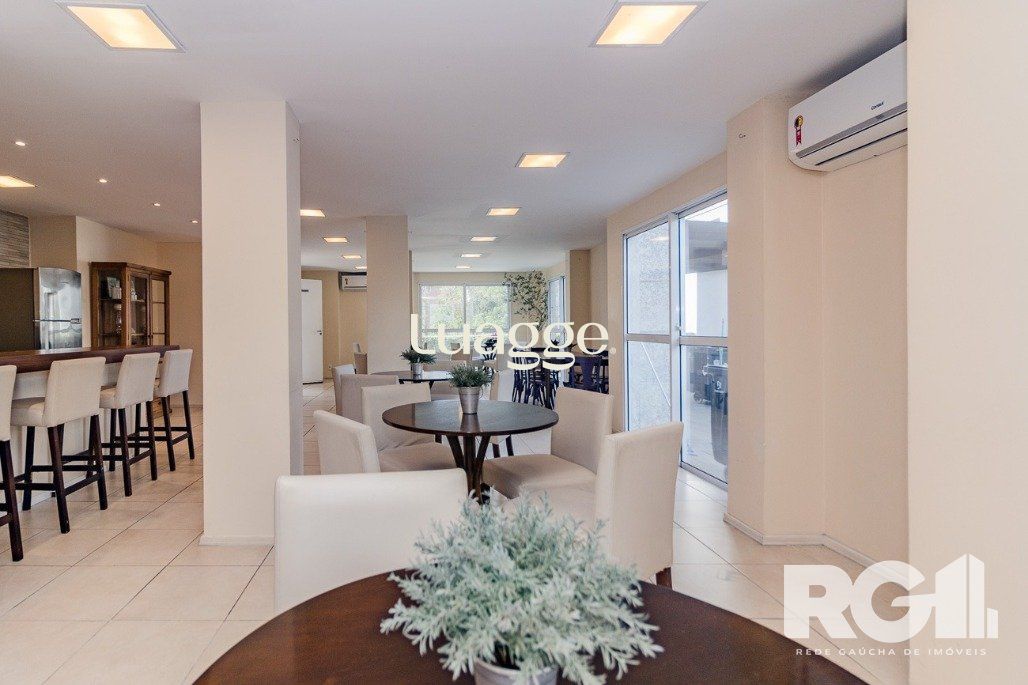Apartamento à venda com 2 quartos, 58m² - Foto 13