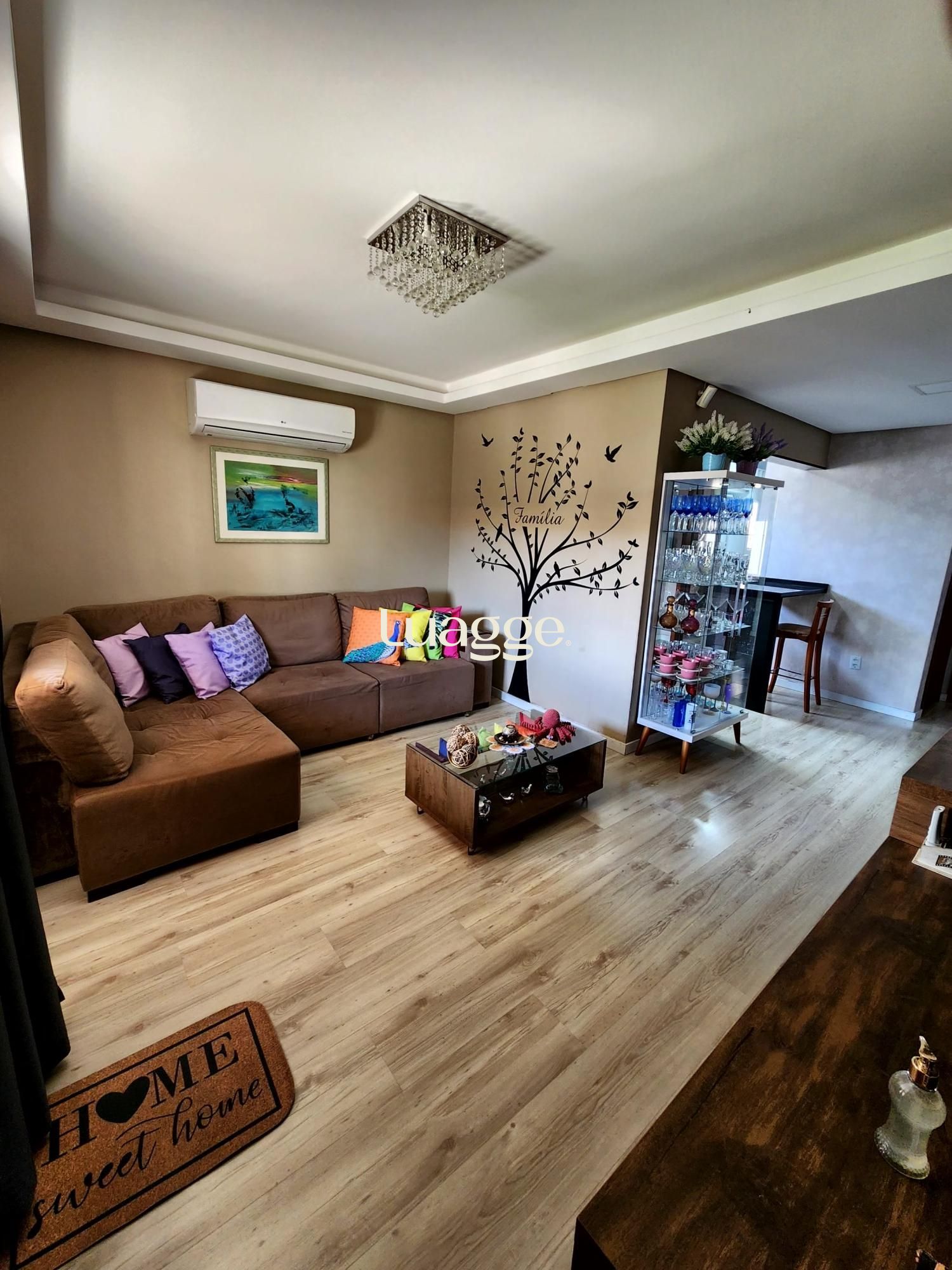 Casa à venda com 2 quartos, 141m² - Foto 2