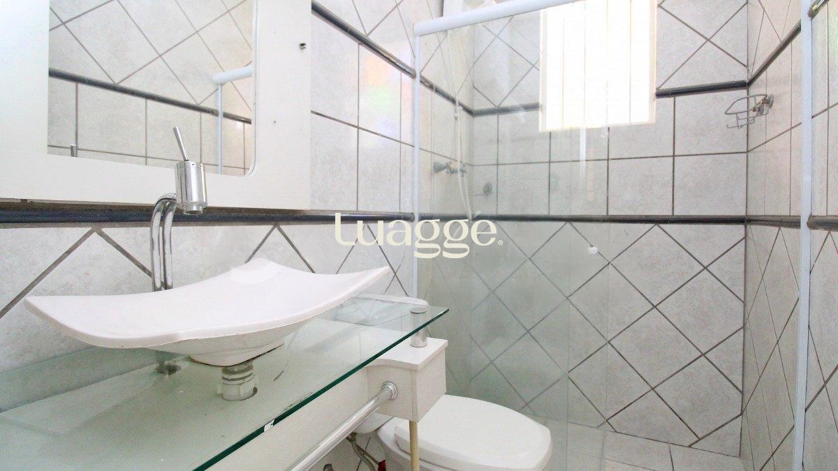 Casa à venda com 4 quartos, 220m² - Foto 23
