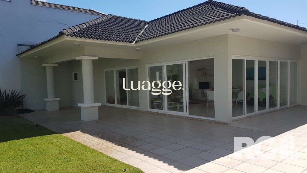 Casa de Condomínio à venda com 6 quartos, 356m² - Foto 38