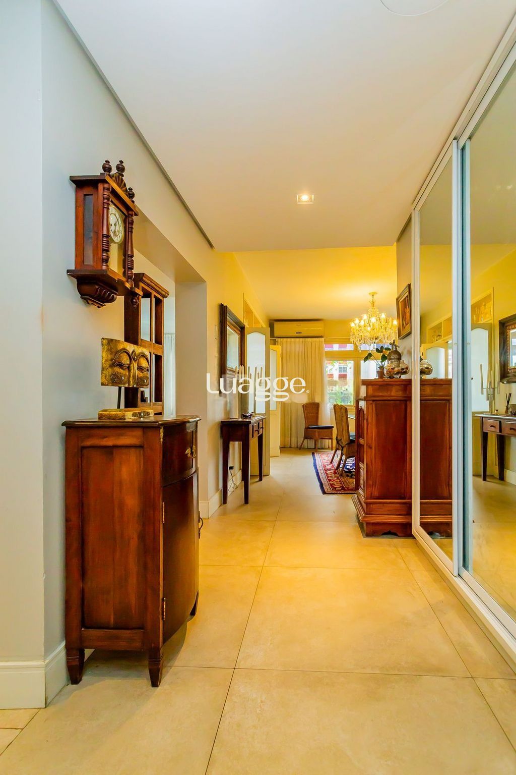 Apartamento à venda com 3 quartos, 211m² - Foto 9