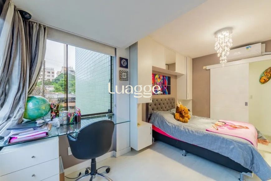 Apartamento à venda com 3 quartos, 123m² - Foto 19