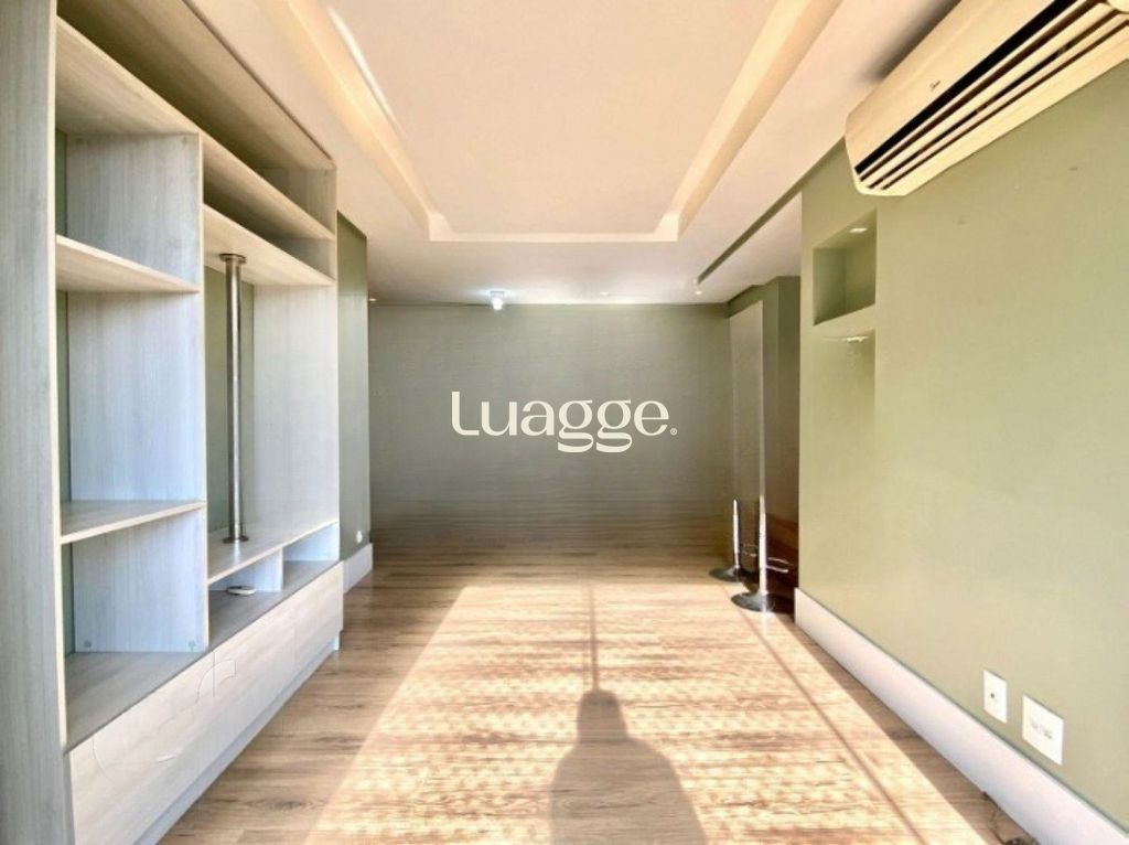 Apartamento à venda com 3 quartos, 85m² - Foto 4