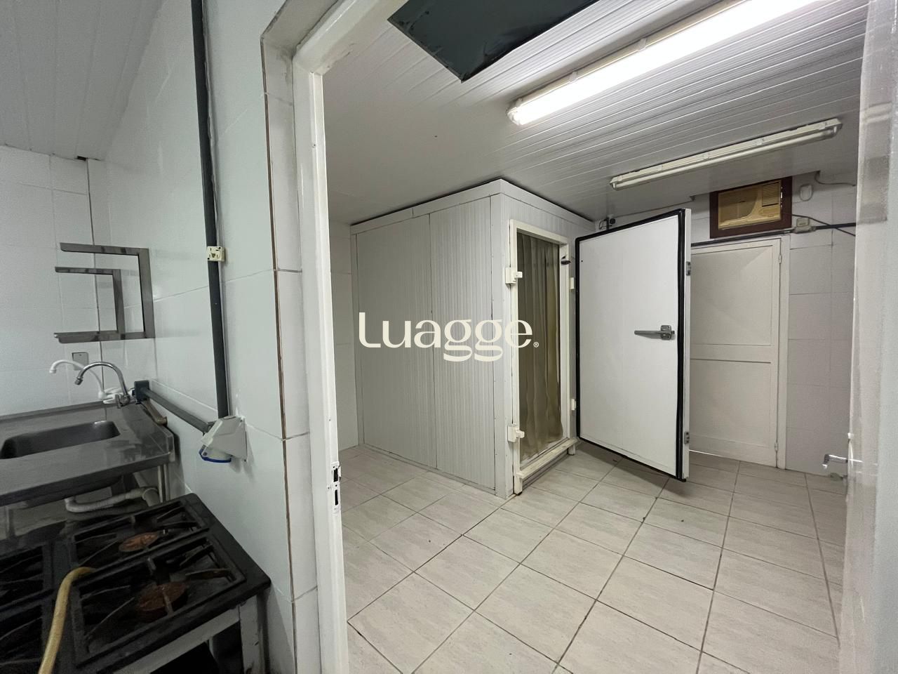 Prédio Inteiro à venda com 5 quartos, 399m² - Foto 12