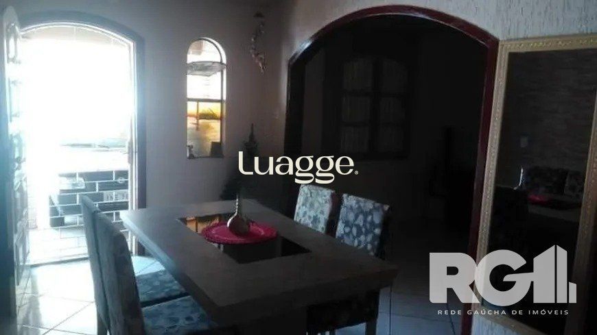 Casa à venda com 4 quartos, 134m² - Foto 4