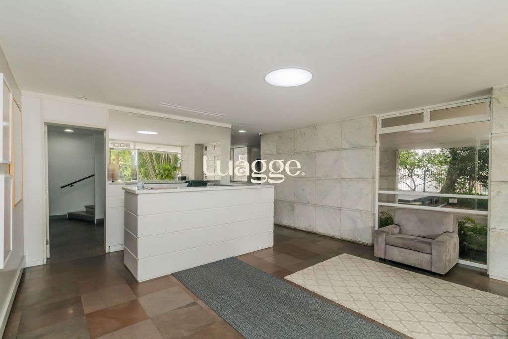 Apartamento à venda com 3 quartos, 211m² - Foto 33