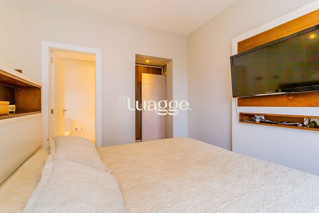 Apartamento à venda com 3 quartos, 211m² - Foto 15