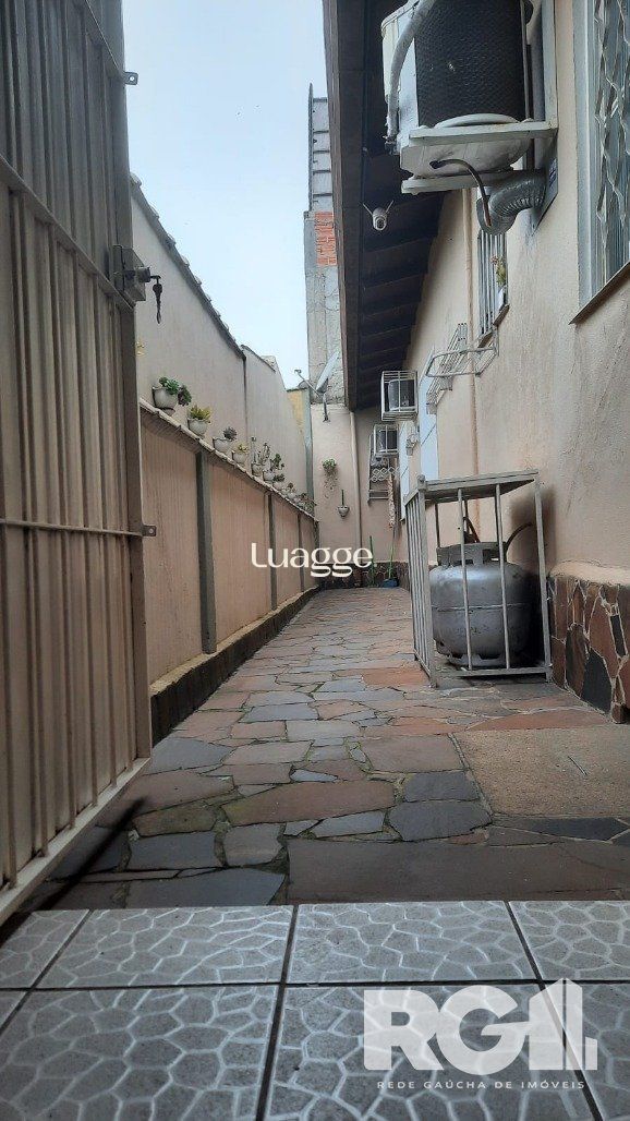 Casa à venda com 3 quartos, 124m² - Foto 13