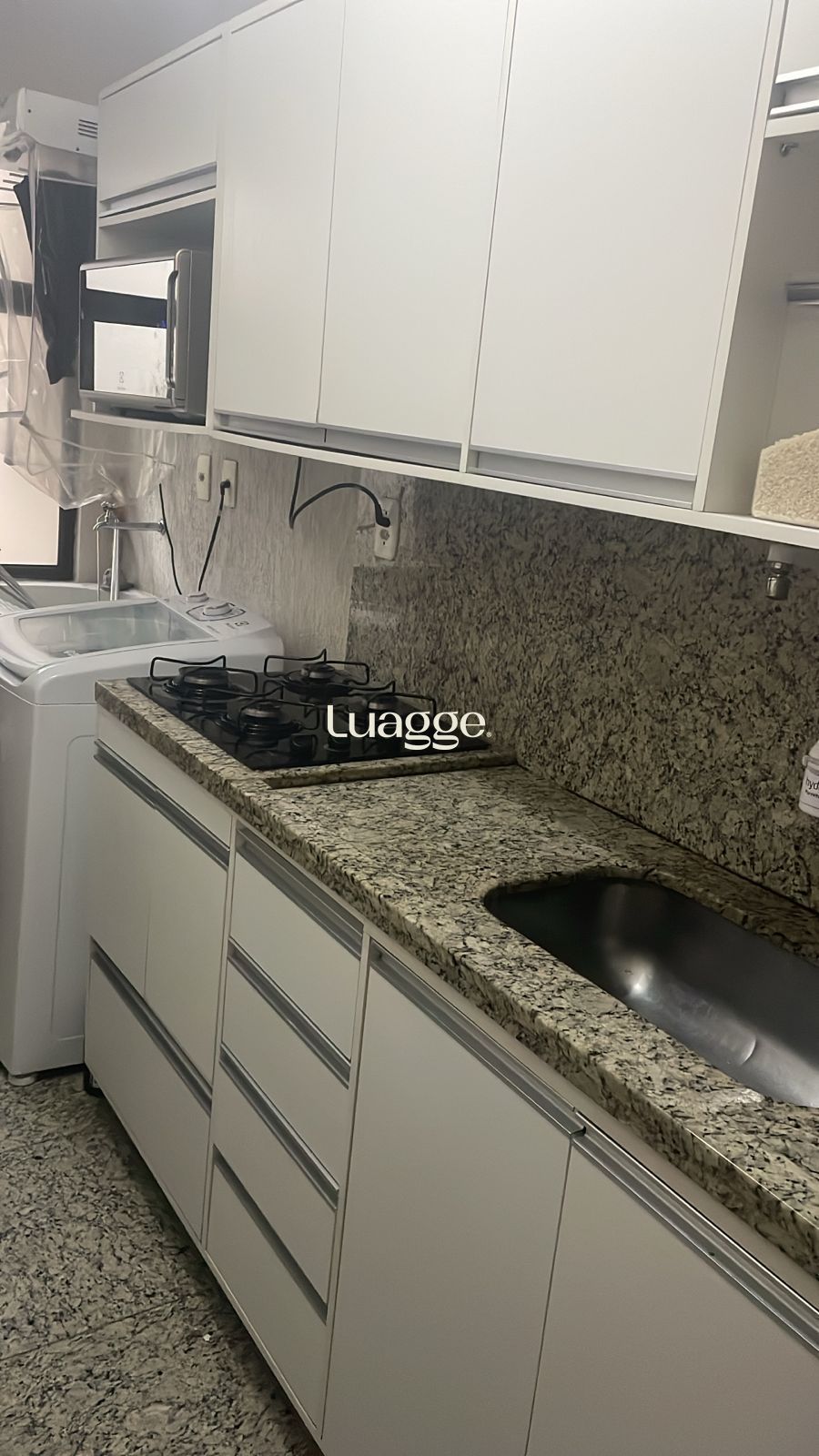 Apartamento à venda com 3 quartos, 67m² - Foto 1