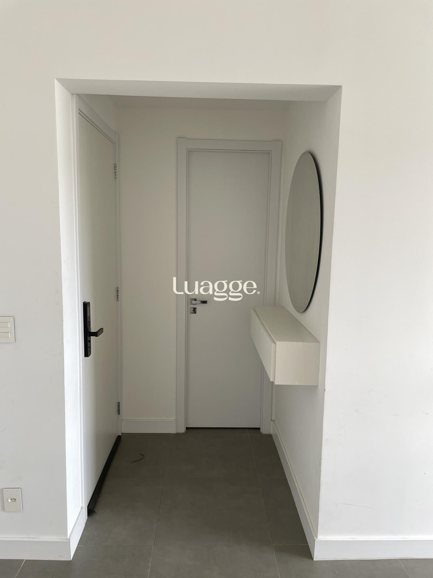 Apartamento à venda com 3 quartos, 81m² - Foto 2