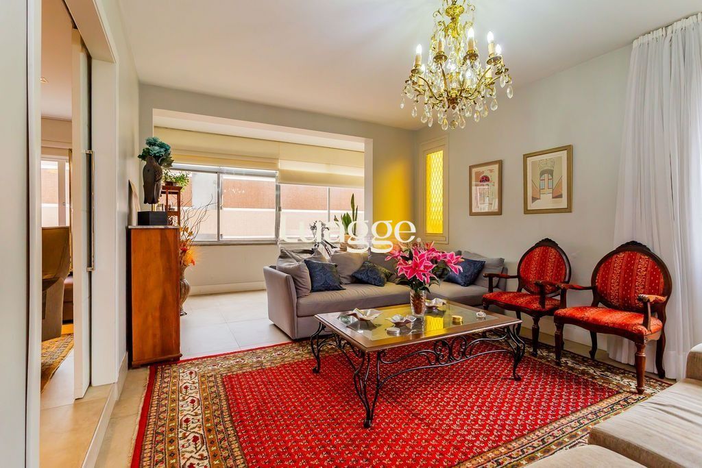 Apartamento à venda com 3 quartos, 211m² - Foto 3