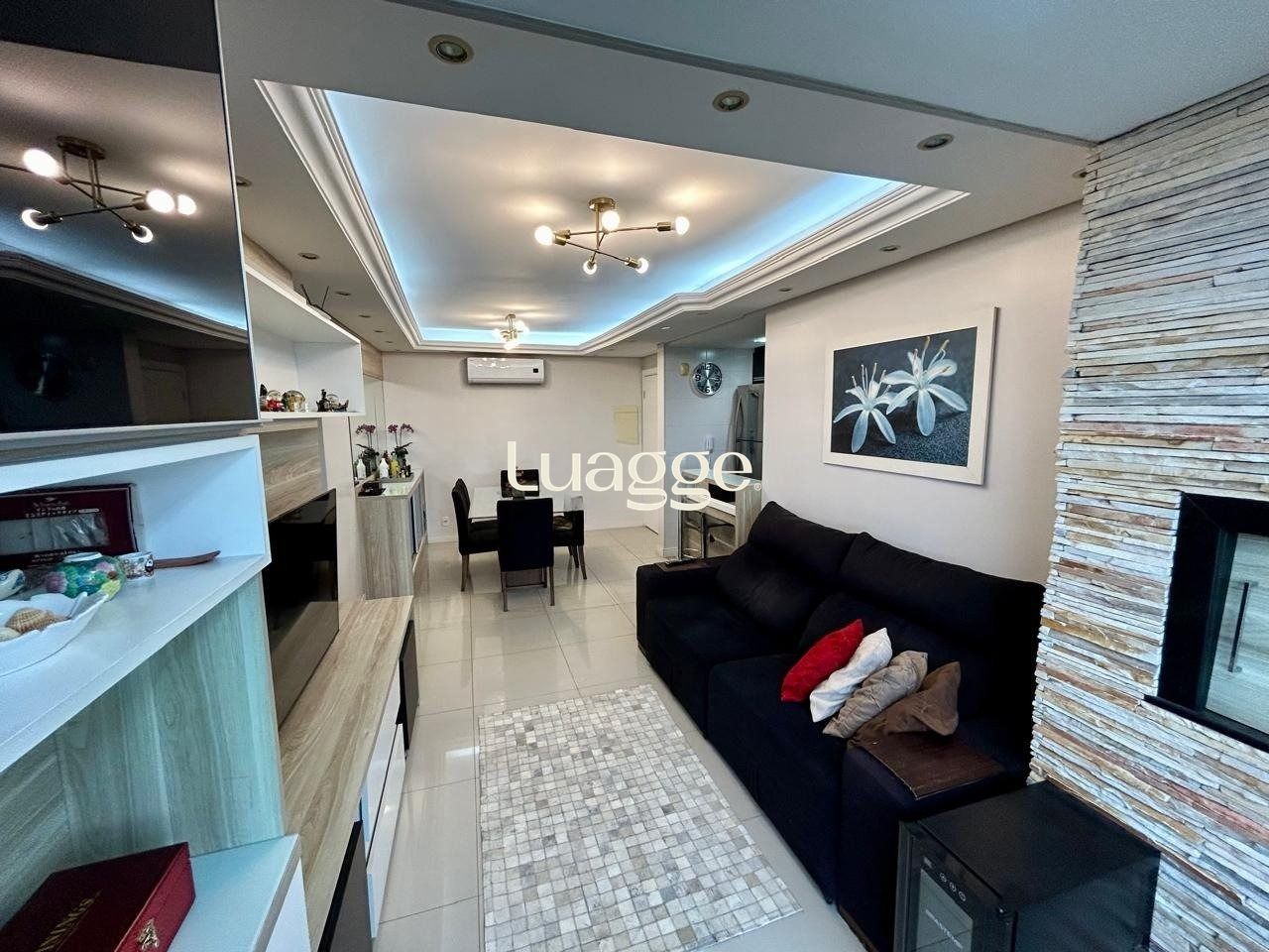 Apartamento com 3 dormitórios, suíte e 2 vagas