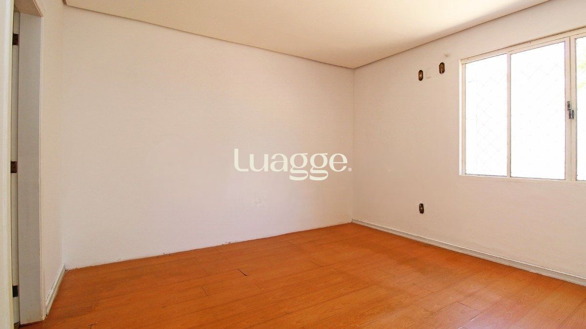 Casa à venda com 4 quartos, 220m² - Foto 28