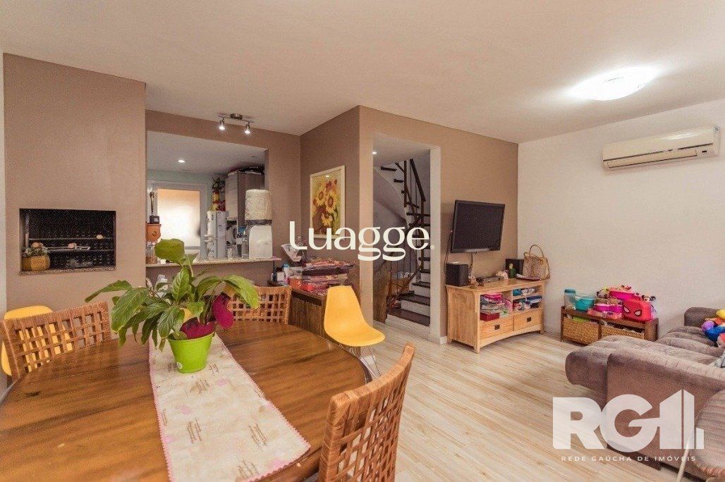 Casa de Condomínio à venda com 4 quartos, 146m² - Foto 2