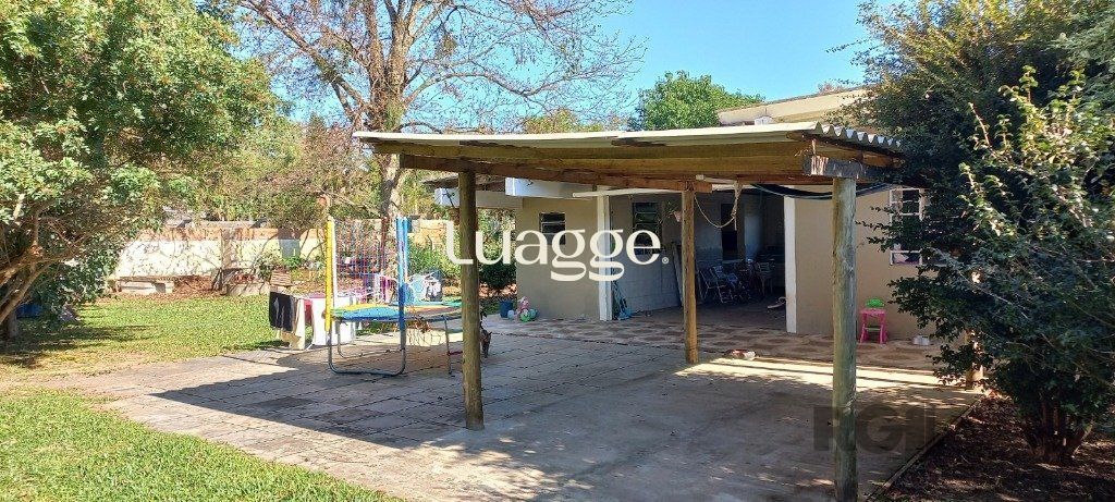 Casa à venda com 2 quartos, 149m² - Foto 3