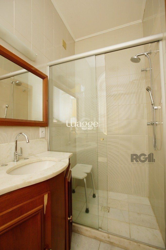 Casa à venda com 3 quartos, 241m² - Foto 35