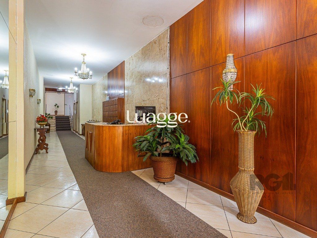 Apartamento à venda com 3 quartos, 109m² - Foto 2