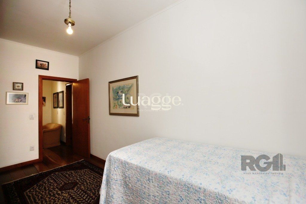 Casa à venda com 3 quartos, 241m² - Foto 38