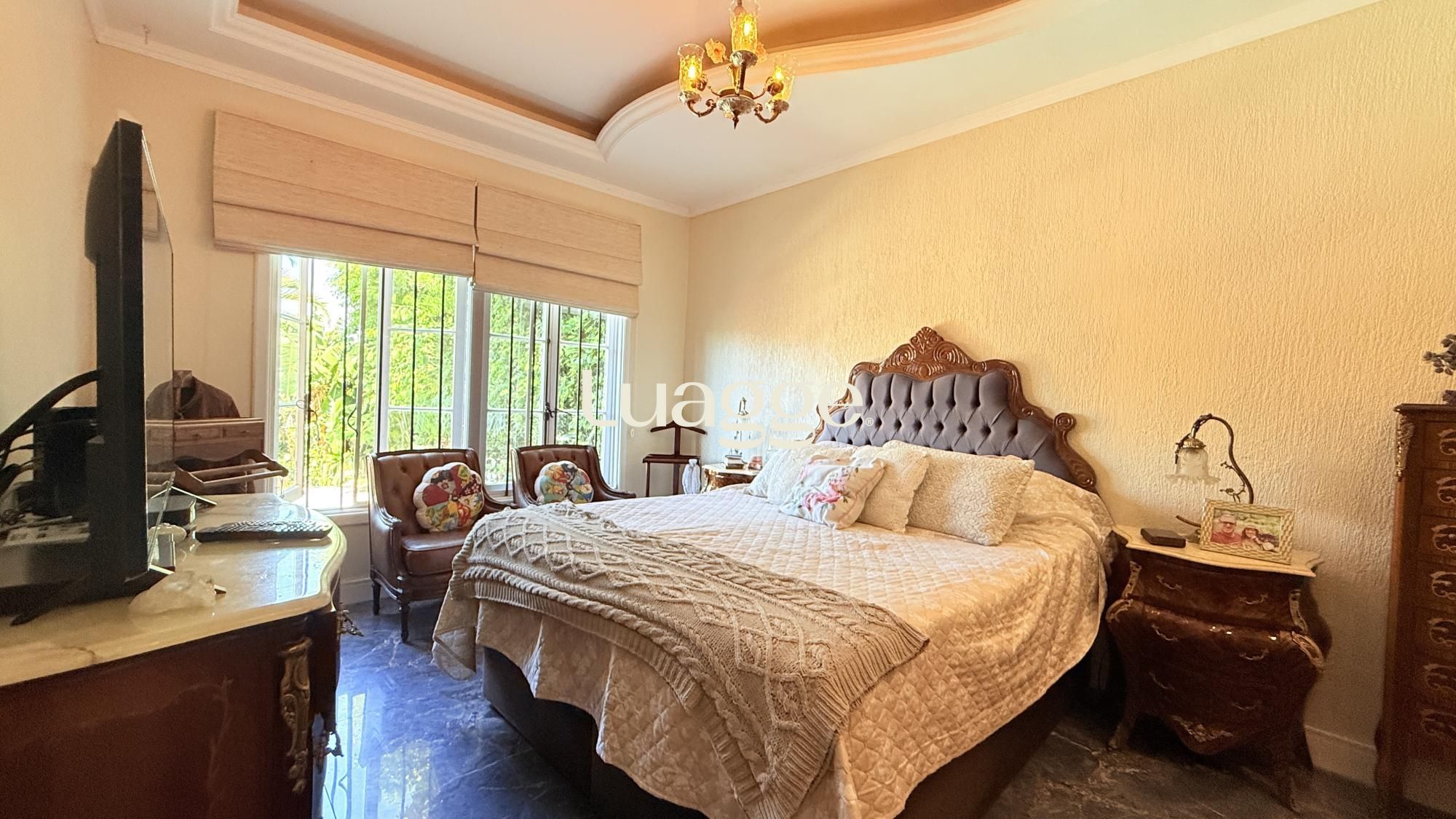 Casa à venda com 3 quartos, 279m² - Foto 9