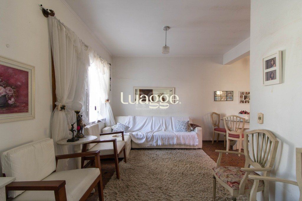 Sobrado à venda com 3 quartos, 138m² - Foto 1