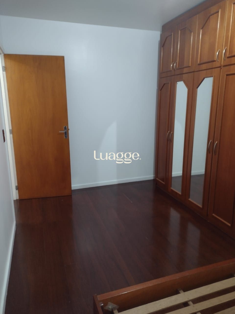 Apartamento à venda com 3 quartos, 200m² - Foto 19