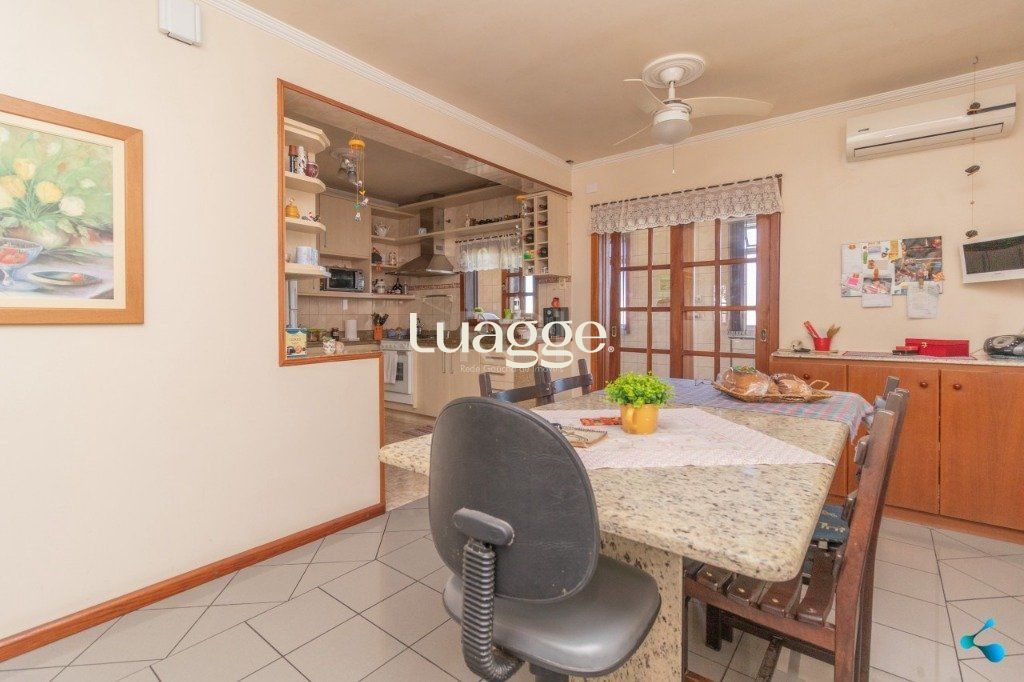 Casa à venda com 3 quartos, 274m² - Foto 10