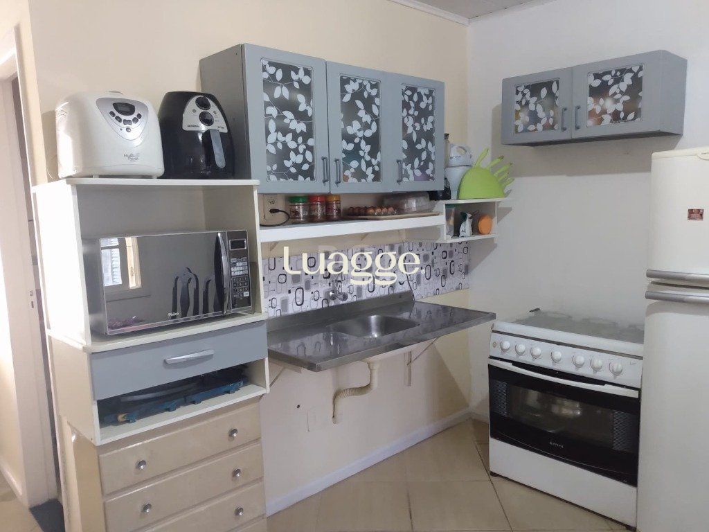 Casa à venda com 2 quartos, 59m² - Foto 9