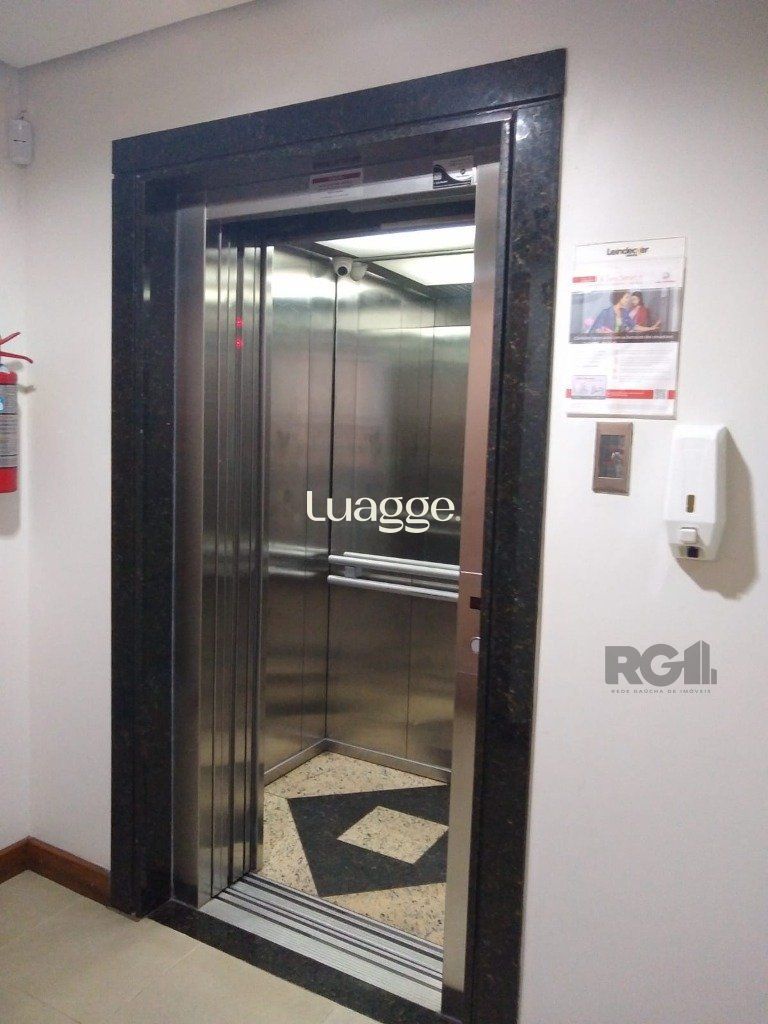 Apartamento à venda com 2 quartos, 66m² - Foto 9
