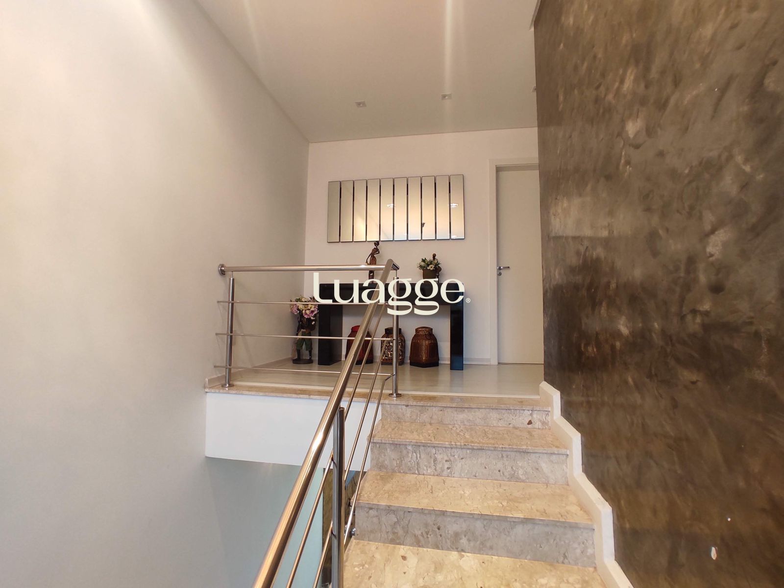 Casa à venda com 3 quartos, 226m² - Foto 15