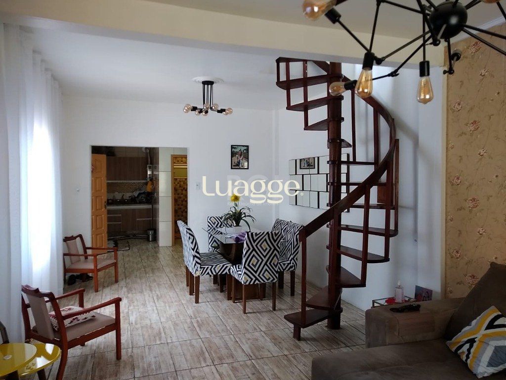 Casa à venda com 2 quartos, 158m² - Foto 4