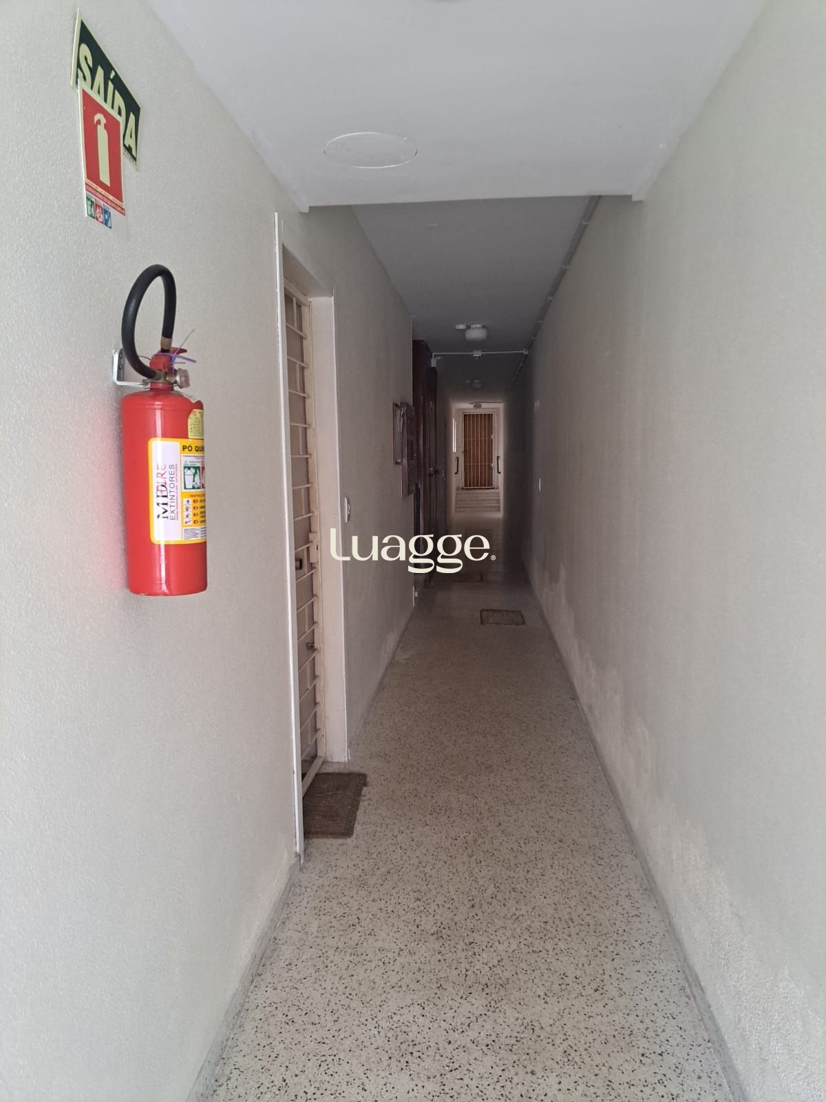 Apartamento à venda com 1 quarto, 44m² - Foto 9