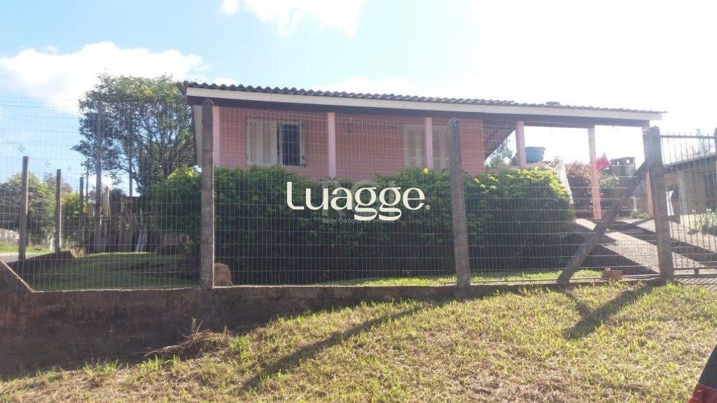 Casa à venda com 2 quartos, 72m² - Foto 2