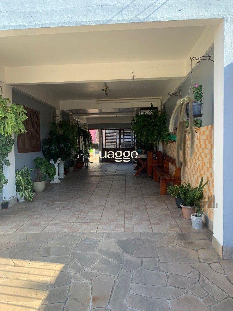 Casa à venda com 4 quartos, 203m² - Foto 4