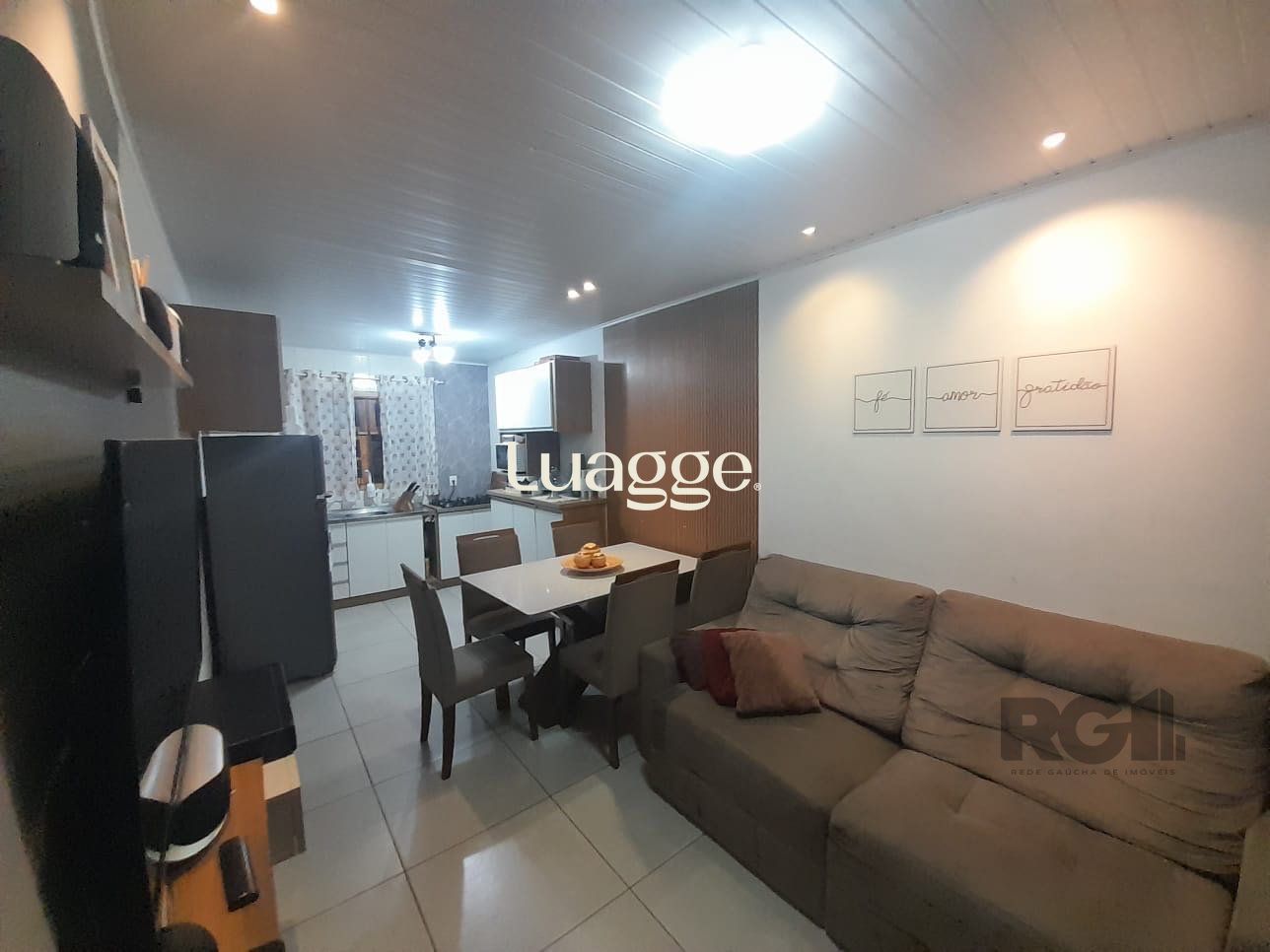 Casa à venda com 3 quartos, 119m² - Foto 7
