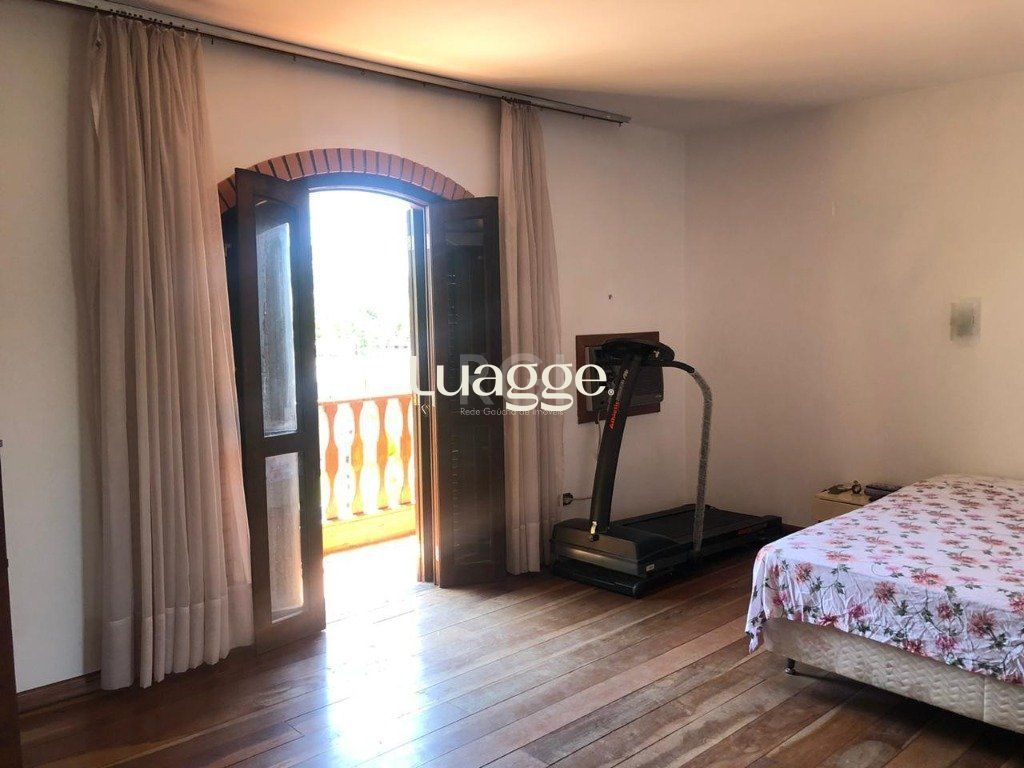 Casa à venda com 3 quartos, 328m² - Foto 12