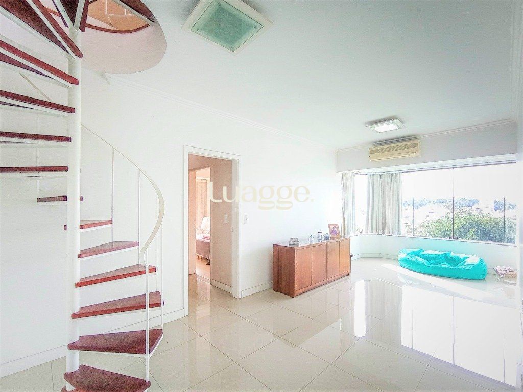 Cobertura à venda com 2 quartos, 173m² - Foto 2