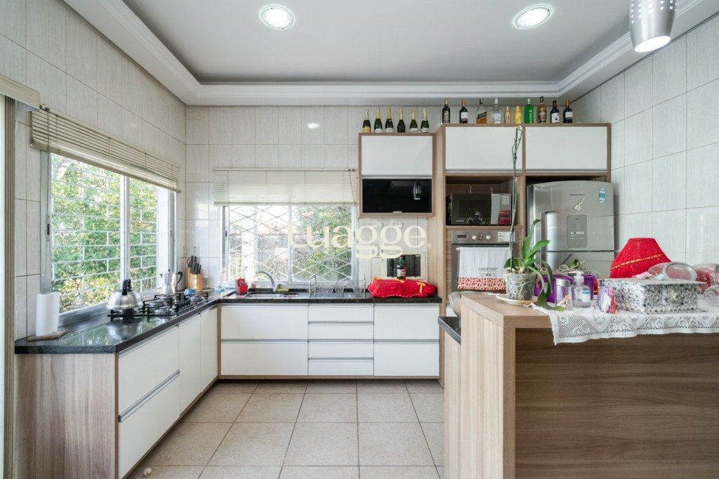 Casa à venda com 4 quartos, 258m² - Foto 23