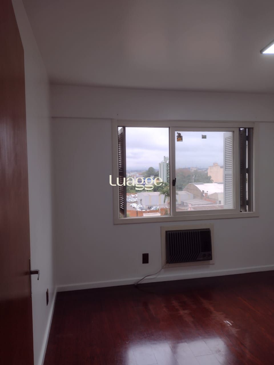 Apartamento à venda com 3 quartos, 200m² - Foto 17